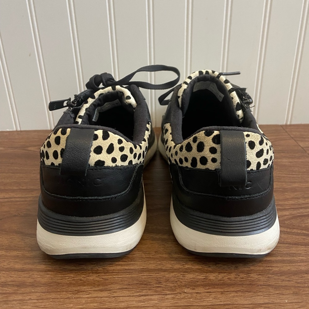 Vionic Remi Spot Sneaker Black Tan Cheetah Leopard Animal Print Tie Zip Womens 8 - Picture 7 of 15